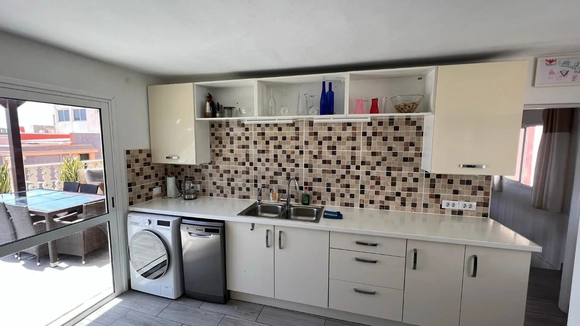 Grosses Familienhaus Teneriffa, Ruhige Lage Mit Traumterrasse, 