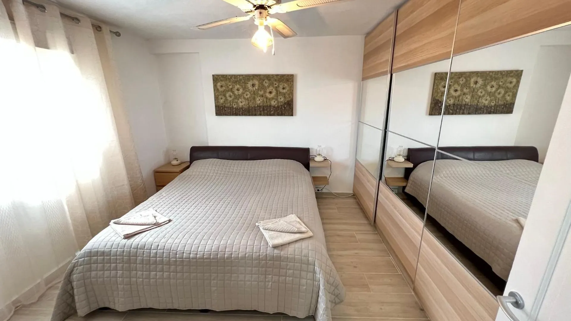 Grosses Familienhaus Teneriffa, Ruhige Lage Mit Traumterrasse, 